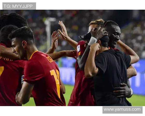 奥斯与鹿特丹斯巴激战正酣比赛结果引发球迷热议