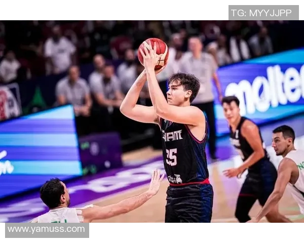 世预赛险爆大冷！澳大利亚男篮反转险胜新西兰 加洛韦19分